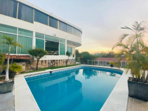 Preciosa suite en Tequesquitengo con acceso al lago